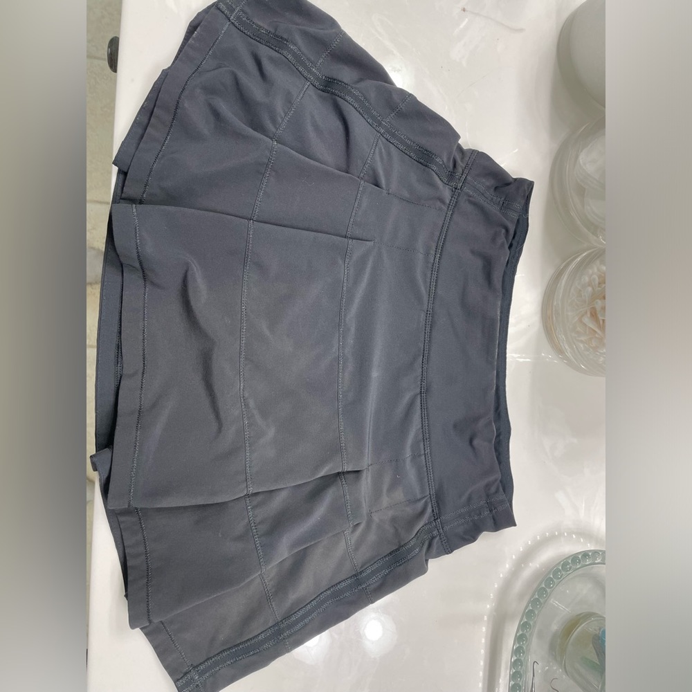 Size 4 Black Pace Rival Lululemon Skirt Regular Length